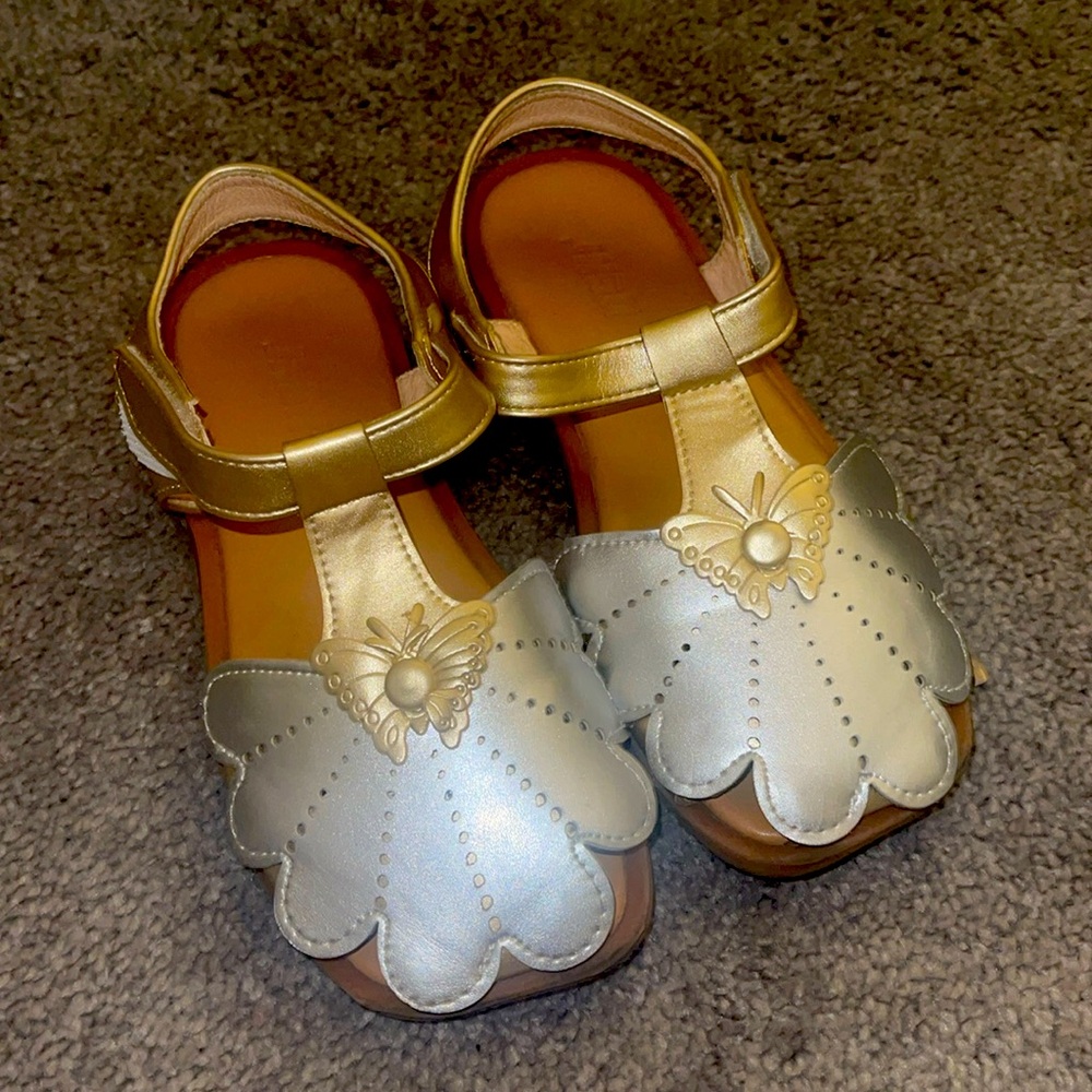 Little girl sandals